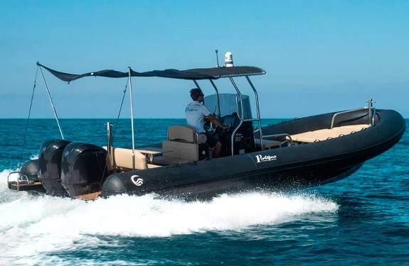Gommone di Alessandra nel Golfo di Cagliari