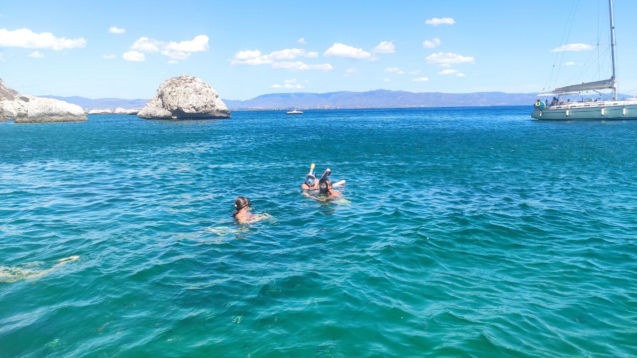 Relax in barca a vela durante il tour